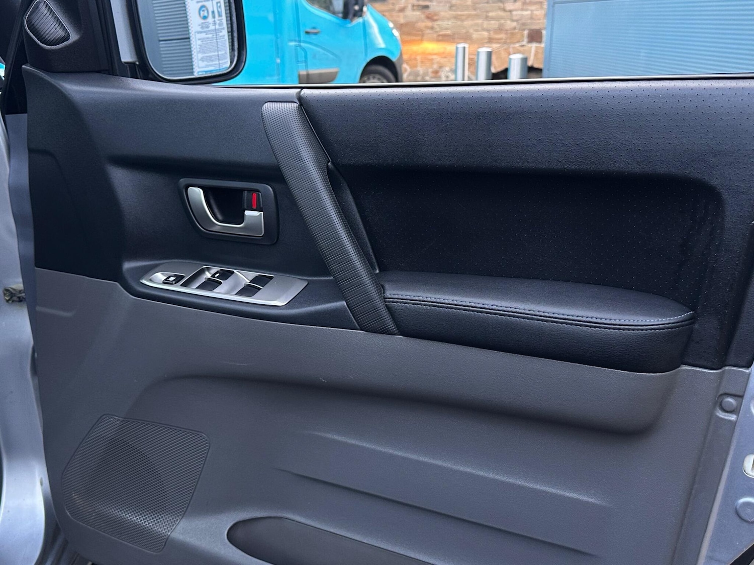 Used Mitsubishi Shogun 2005 for sale - 77203309: Photo 30