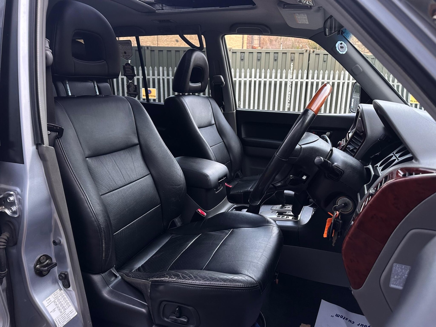 Used Mitsubishi Shogun 2005 for sale - 77203309: Photo 40