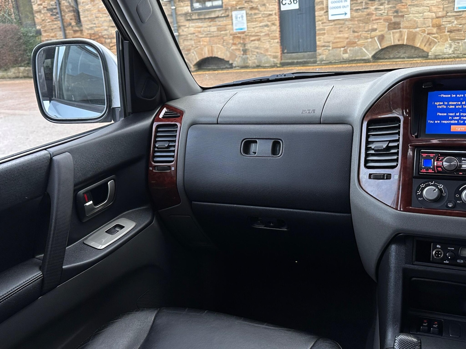 Used Mitsubishi Shogun 2005 for sale - 77203309: Photo 47