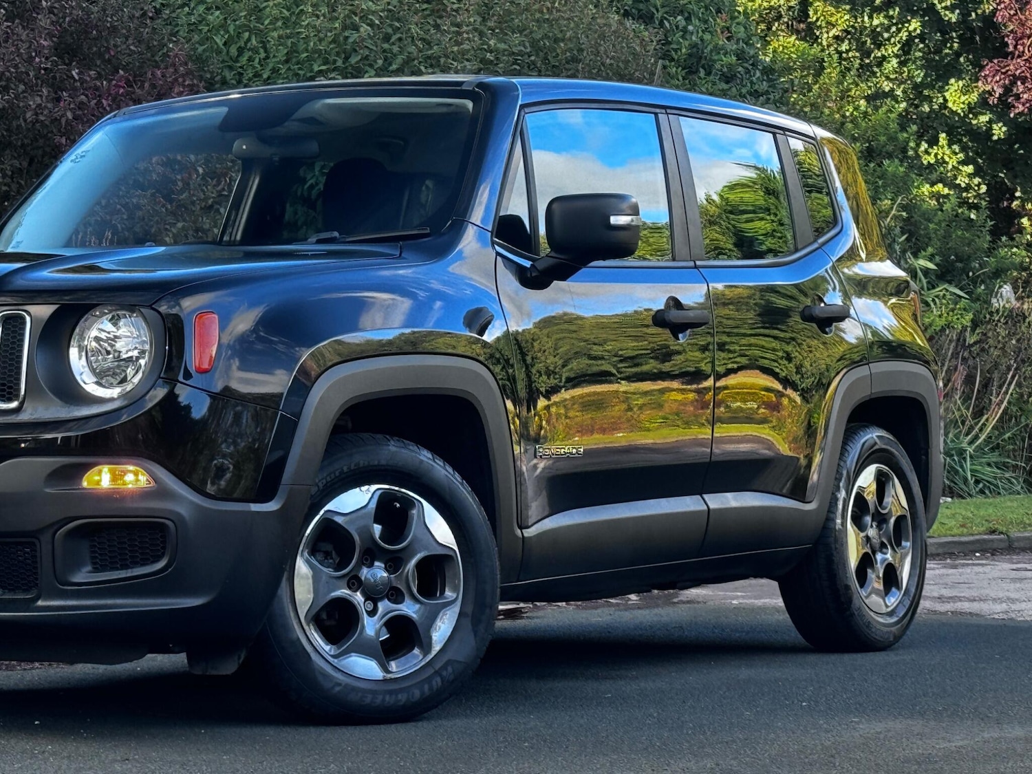 Used Jeep Renegade 2015 for sale - 76987750: Photo 3