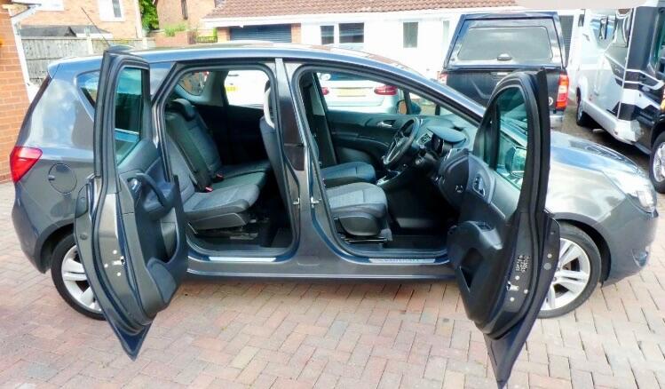 Used Vauxhall Meriva 2017 for sale - 76965525: Photo 6