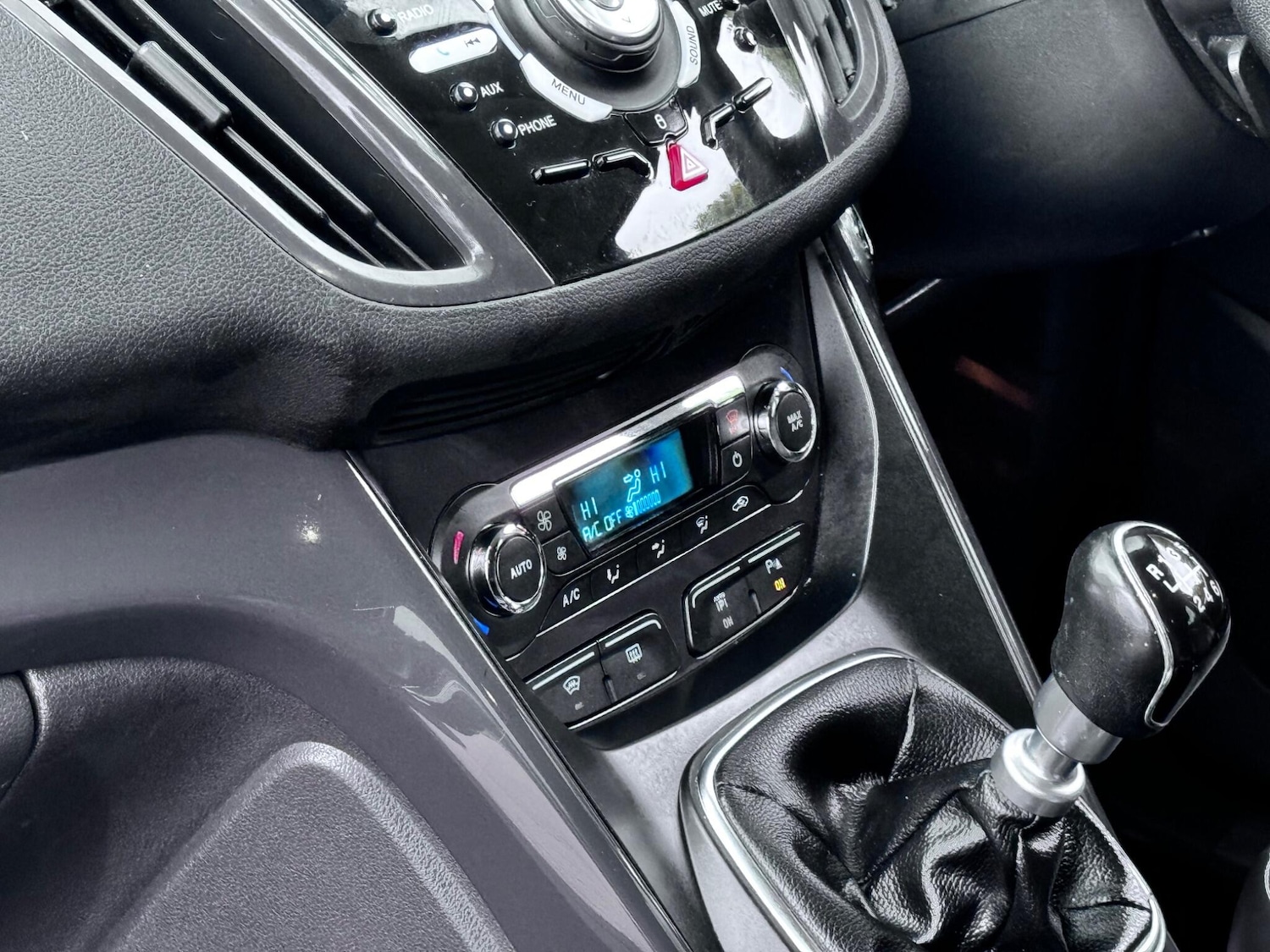 Used Ford Kuga 2013 for sale - 76484476: Photo 19