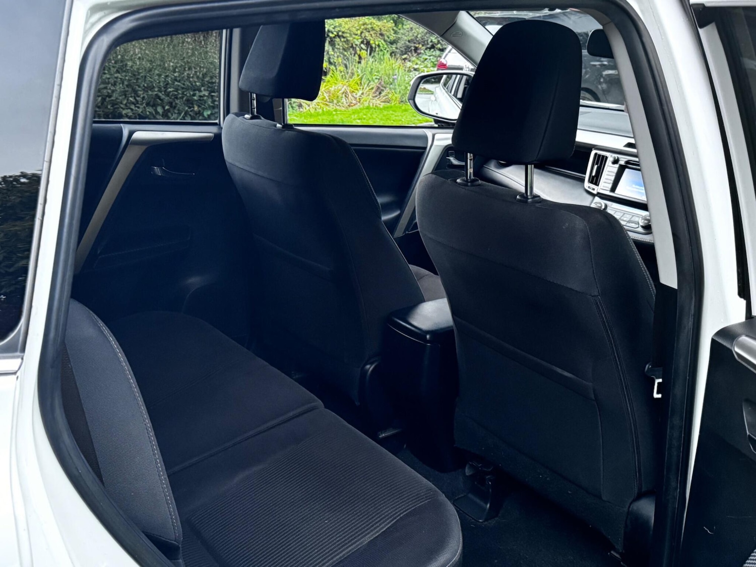 Used Toyota RAV4 2014 for sale - 76996113: Photo 19