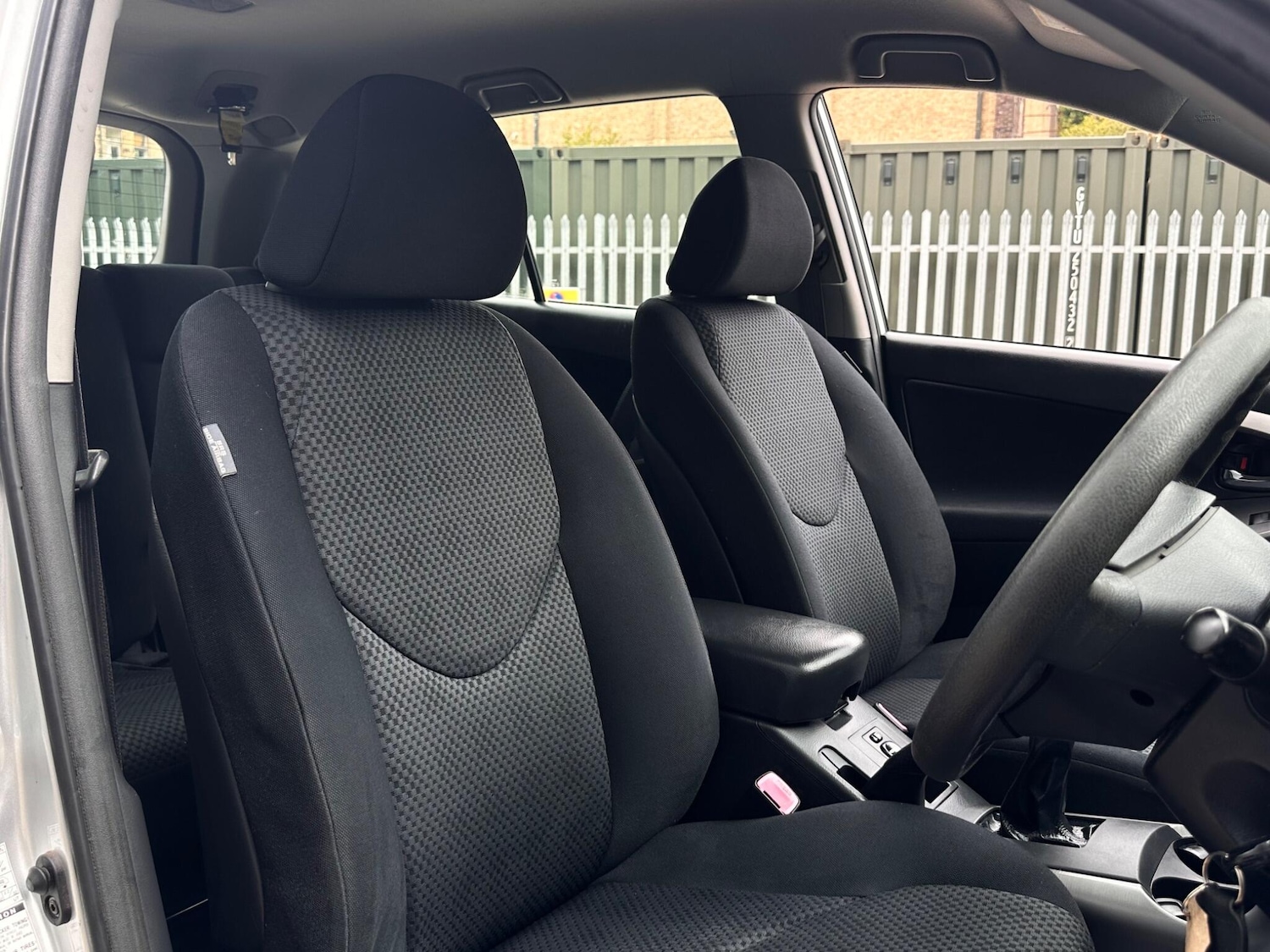 Used Toyota RAV4 for sale - 76485934: Photo 26