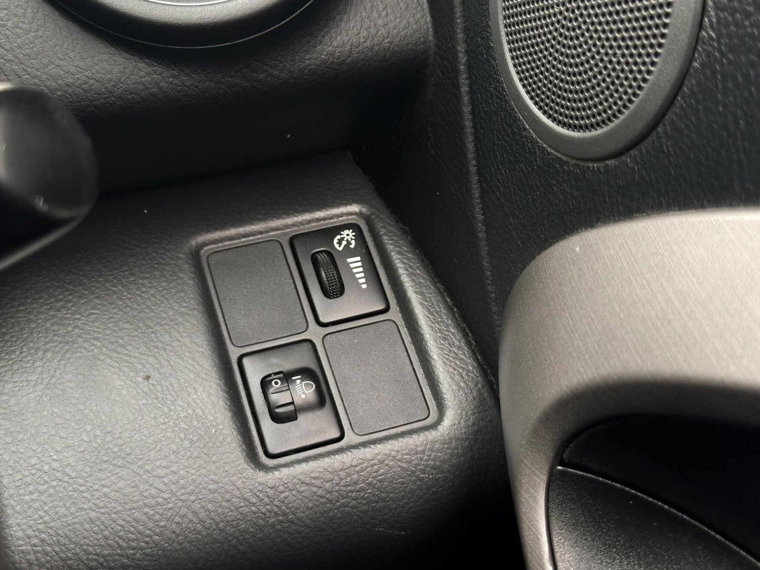 Used Toyota RAV4 for sale - 76485934: Photo 31