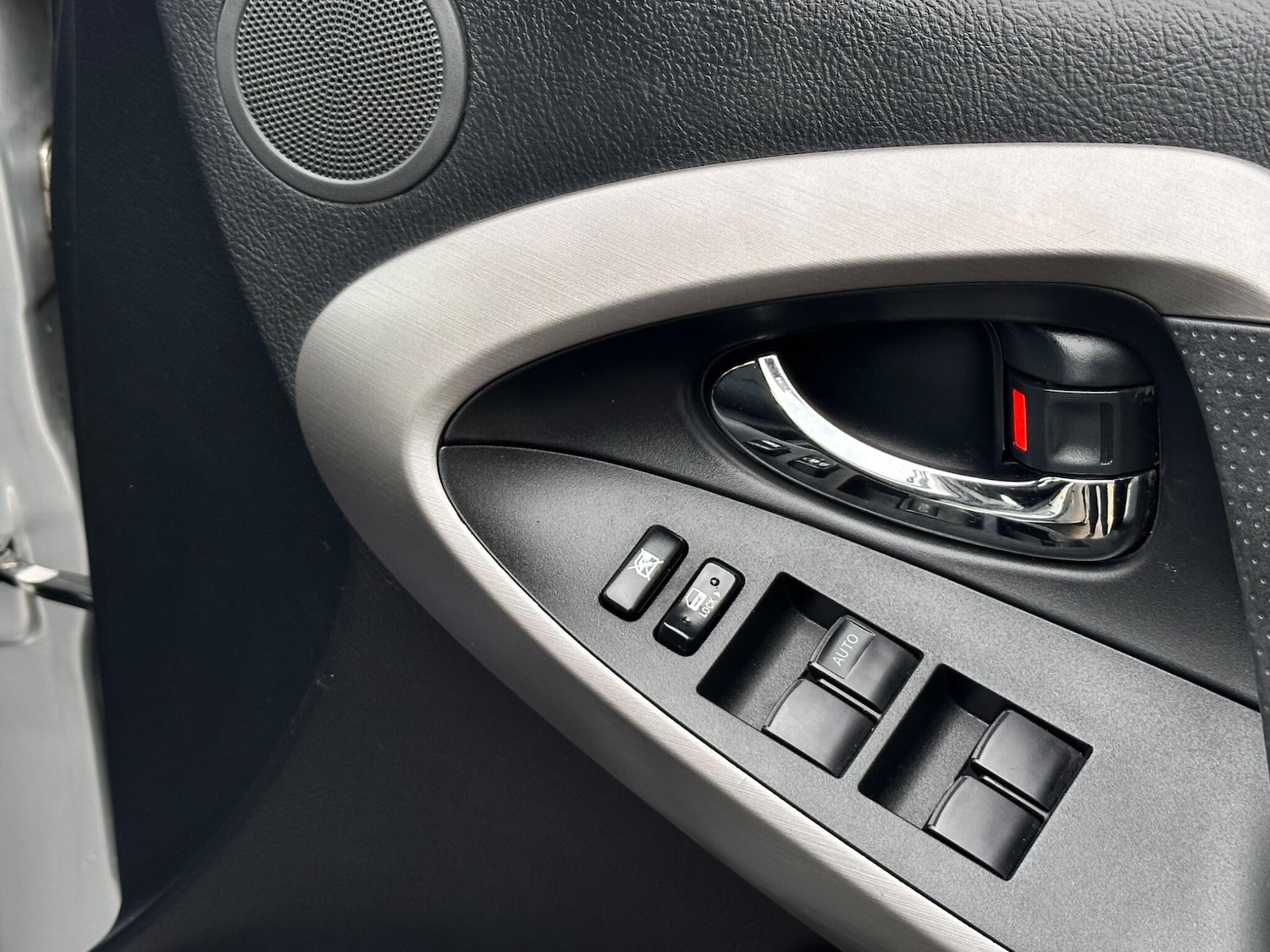 Used Toyota RAV4 for sale - 76485934: Photo 39