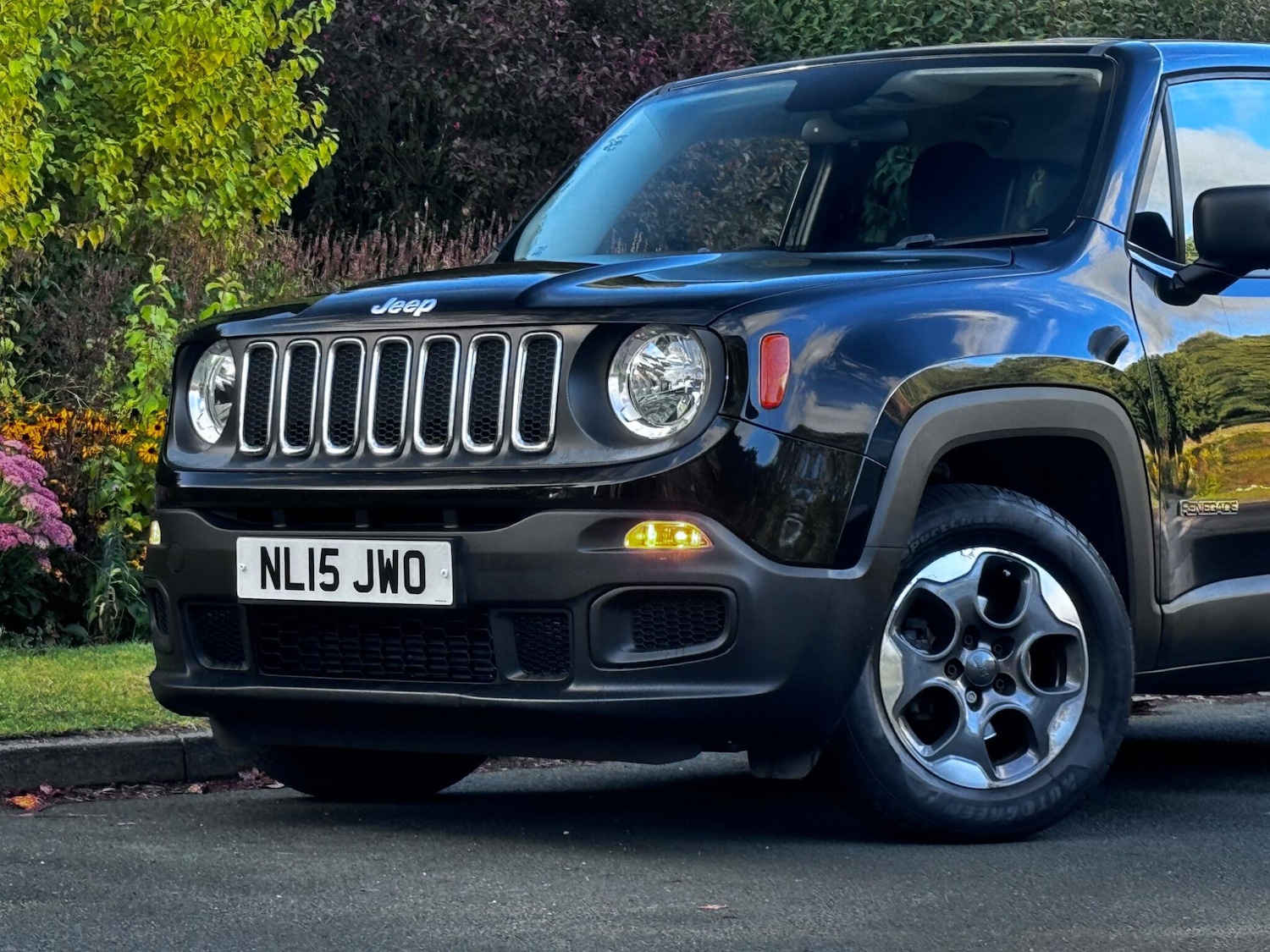Used Jeep Renegade for sale - 76484571: Photo 2