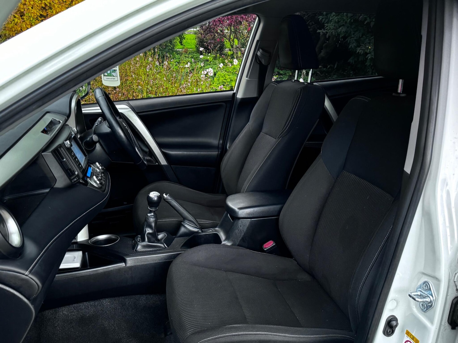 Used Toyota RAV4 2014 for sale - 76484804: Photo 18