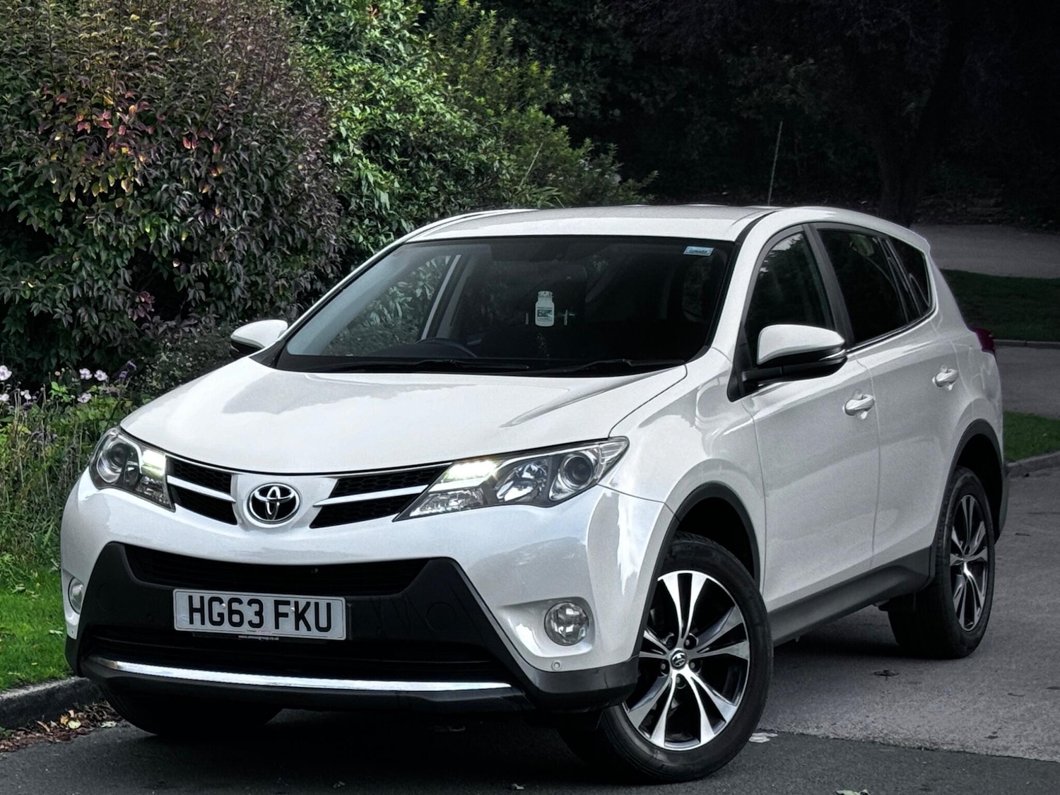 Used Toyota RAV4 2014 for sale - 76484804: Photo 5