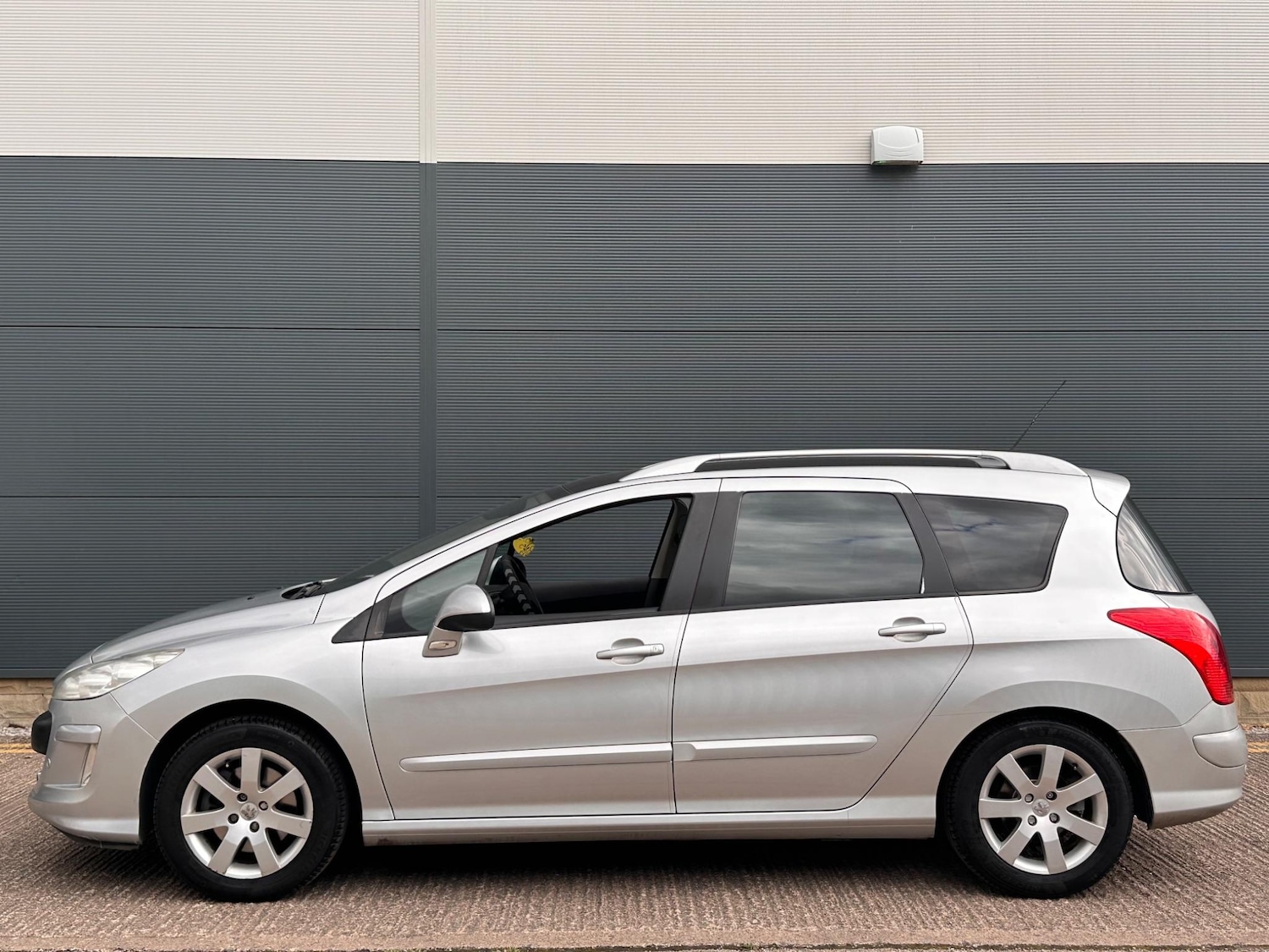 Used Peugeot 308 2009 for sale - 76689642: Photo 14