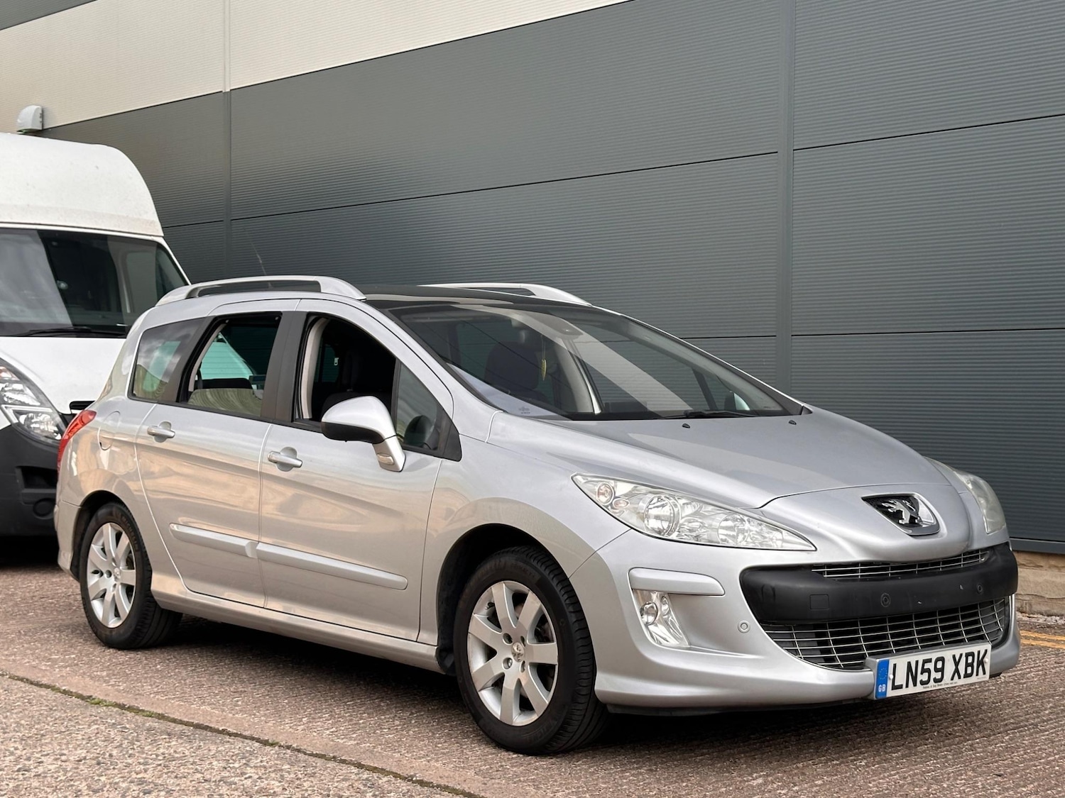 Used Peugeot 308 2009 for sale - 76689642: Photo 3