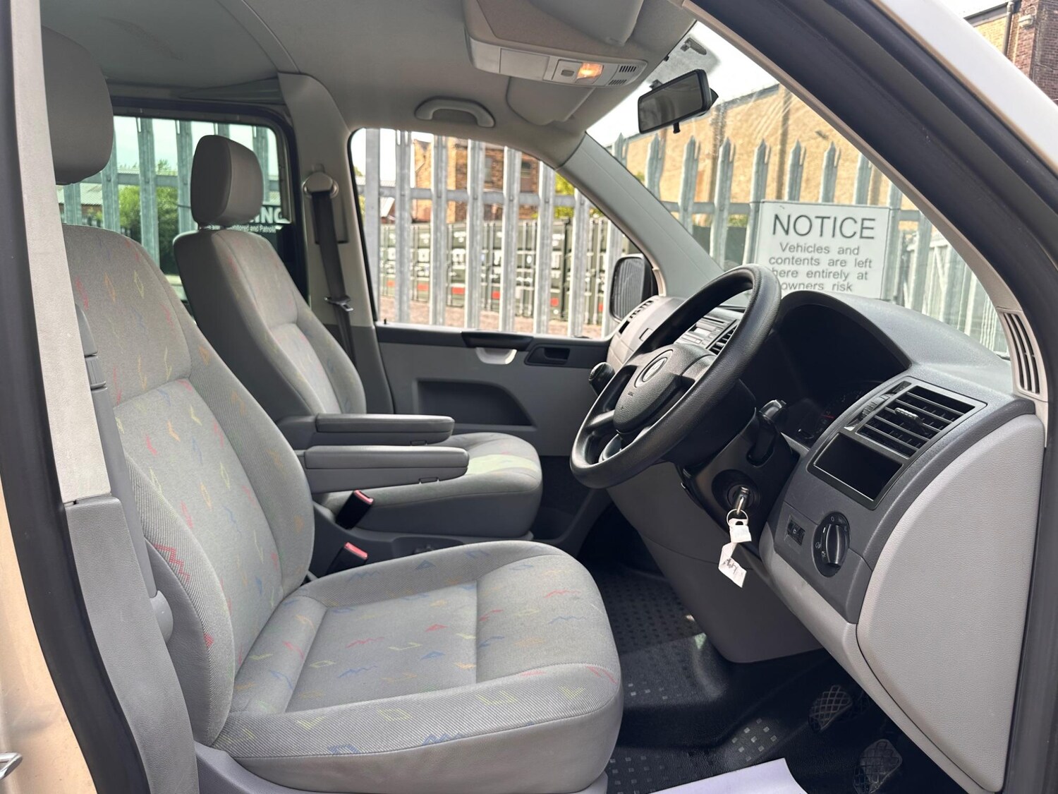 Used Volkswagen Transporter for sale - 76484461: Photo 21