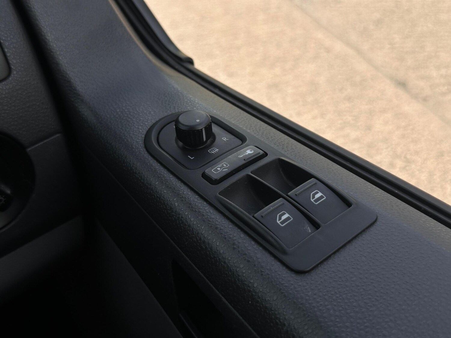 Used Volkswagen Transporter for sale - 76484461: Photo 25