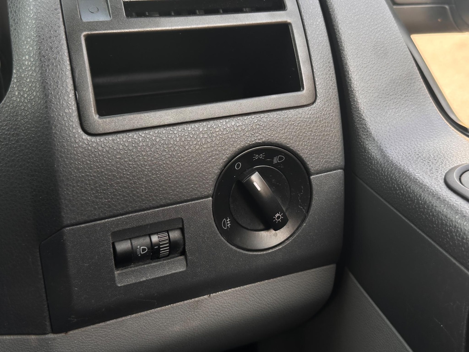 Used Volkswagen Transporter for sale - 76484461: Photo 26