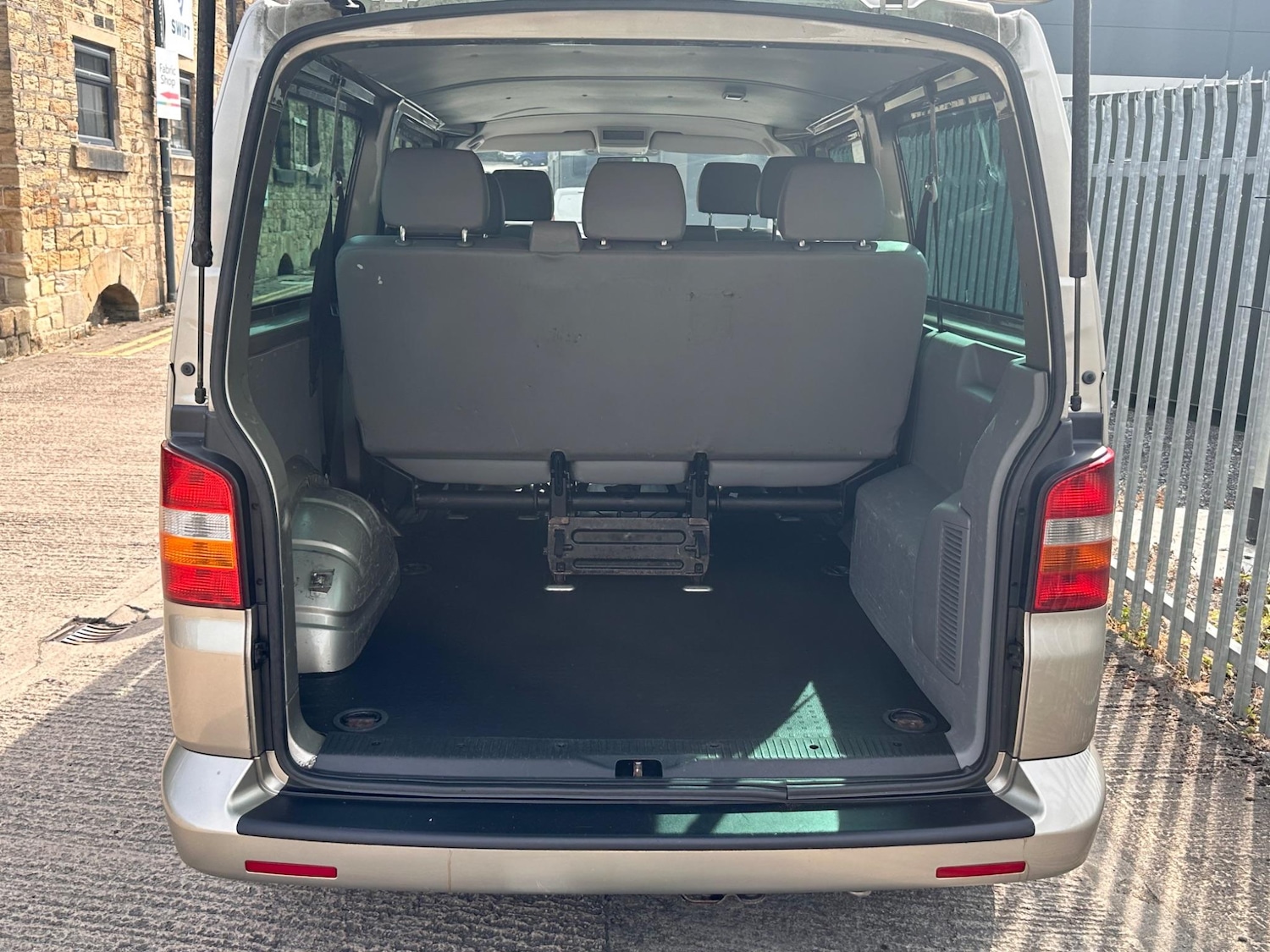 Used Volkswagen Transporter for sale - 76484461: Photo 42