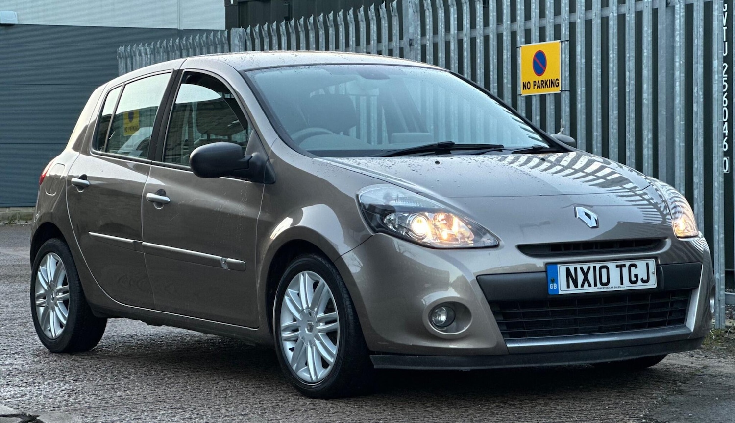 Used Renault Clio for sale - 77017021: Photo 5