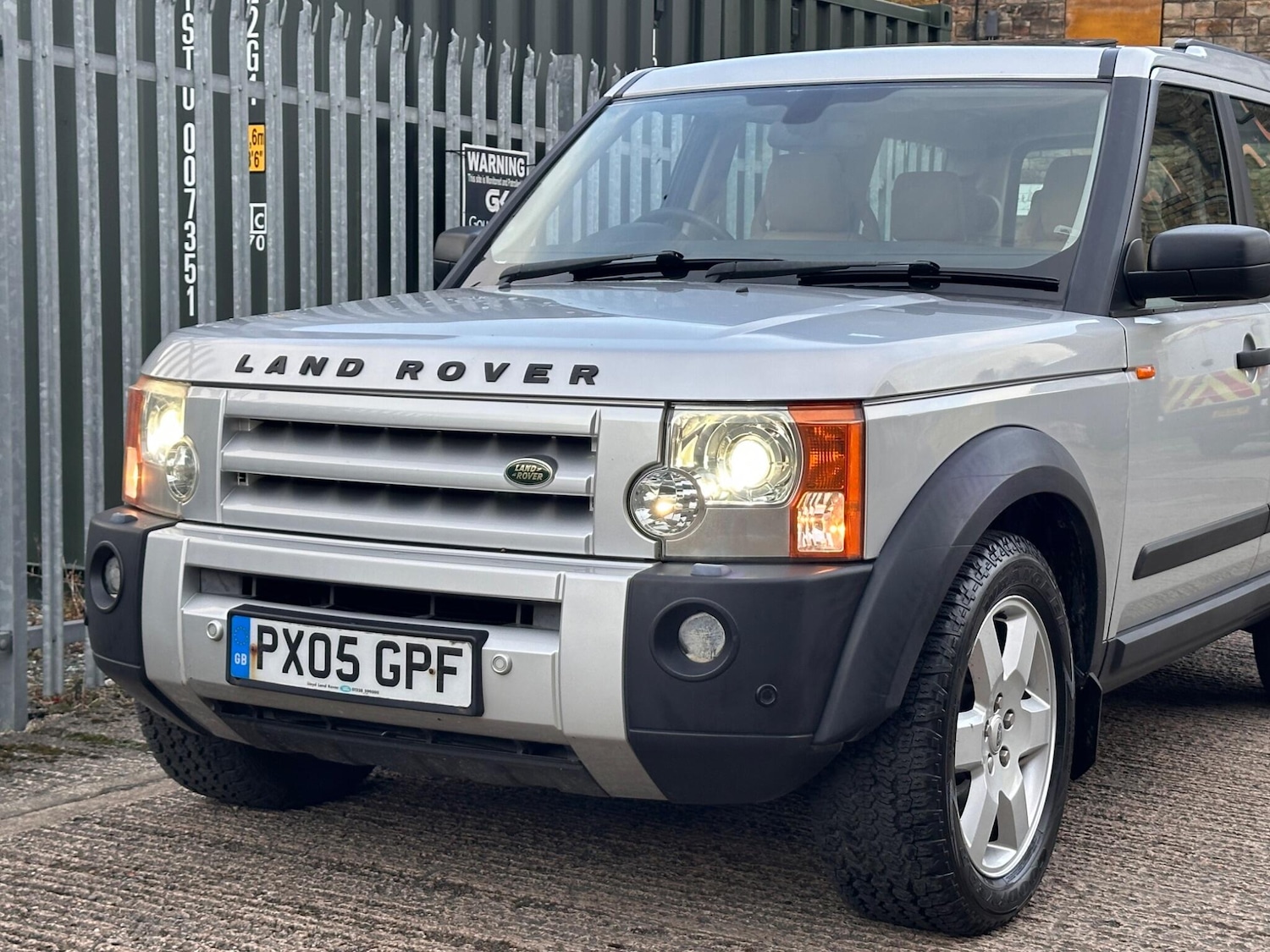 Used Land Rover Discovery 2005 for sale - 76995299: Photo 3