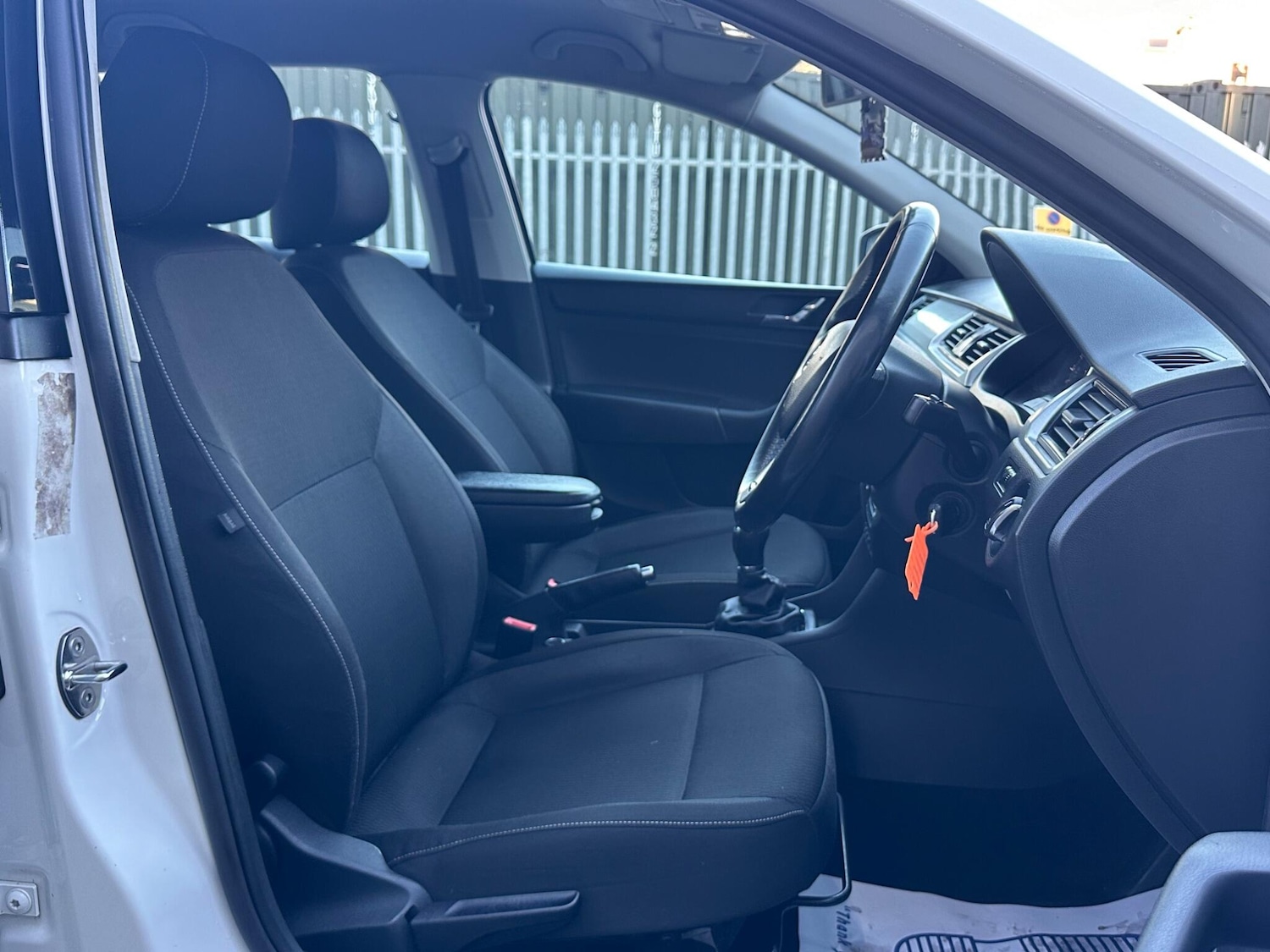 Used Skoda Rapid Spaceback 2014 for sale - 76759550: Photo 22