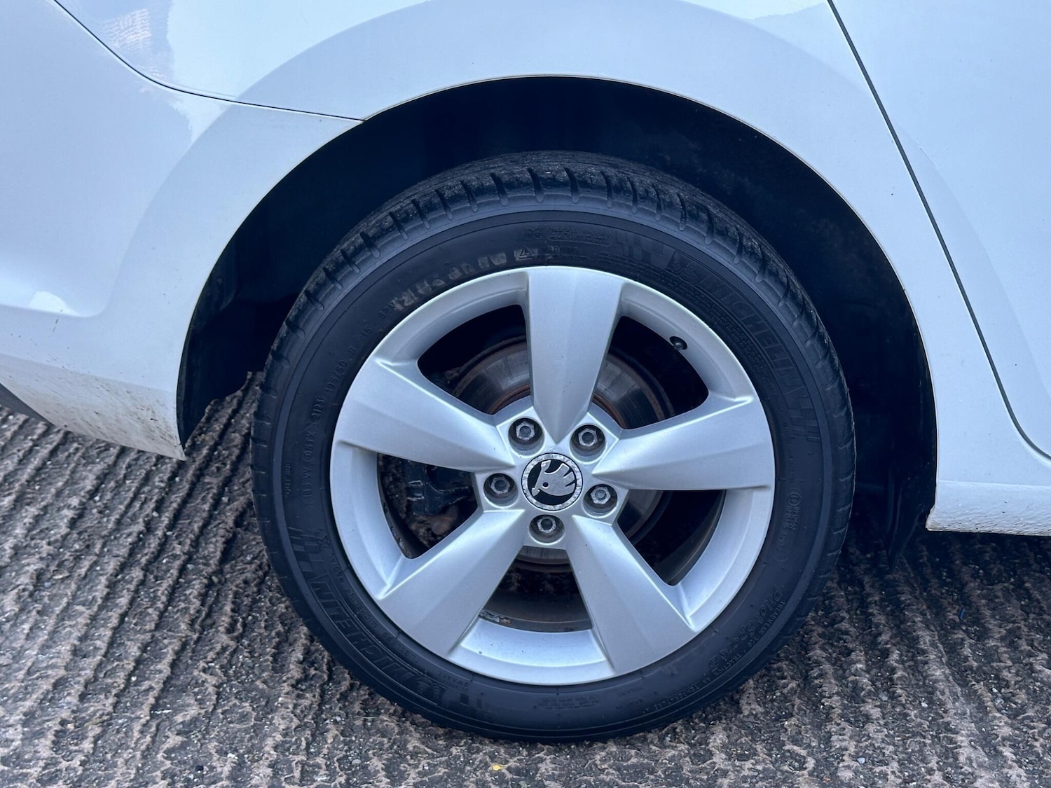 Used Skoda Rapid Spaceback 2014 for sale - 76759550: Photo 27