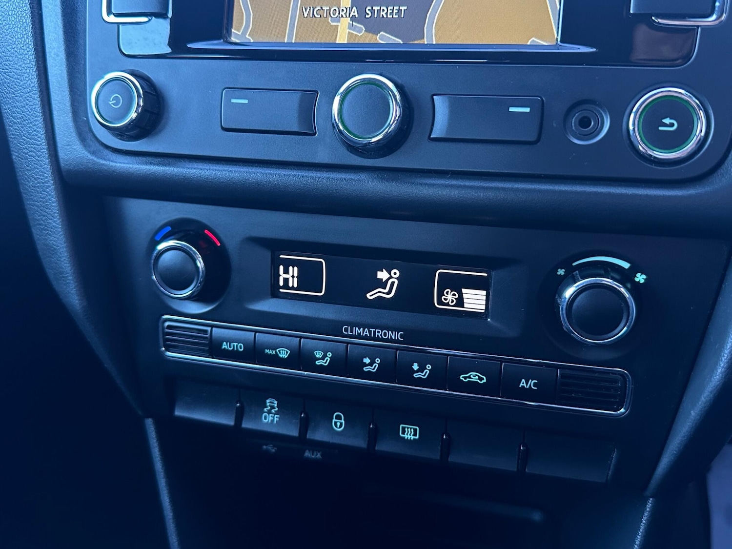 Used Skoda Rapid Spaceback 2014 for sale - 76759550: Photo 28