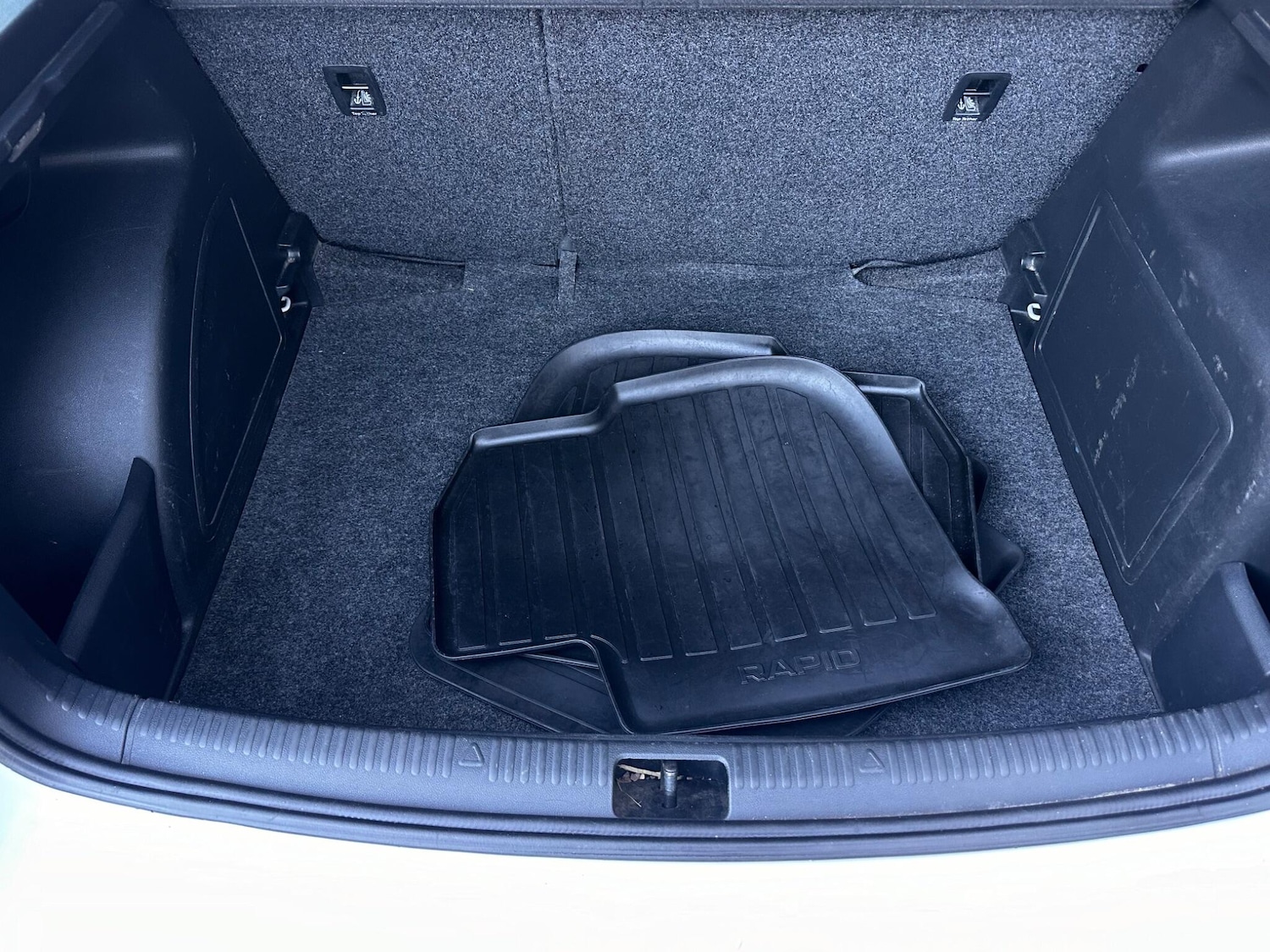 Used Skoda Rapid Spaceback 2014 for sale - 76759550: Photo 32