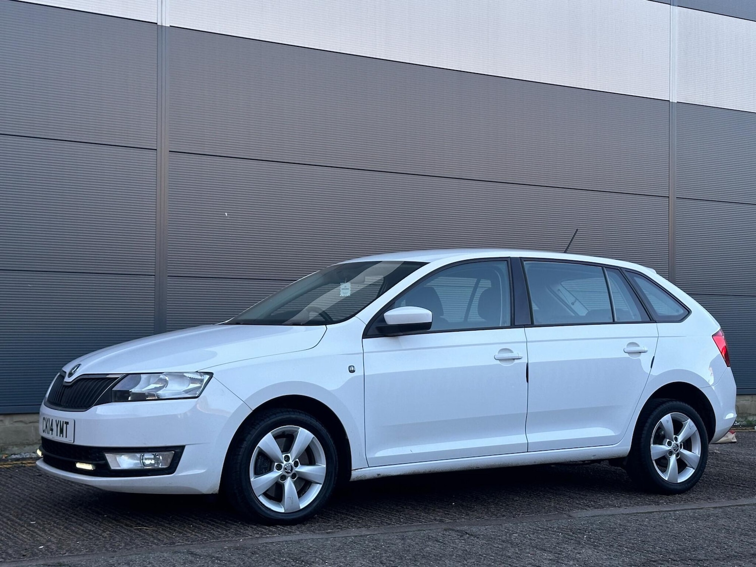 Used Skoda Rapid Spaceback 2014 for sale - 76759550: Photo 9