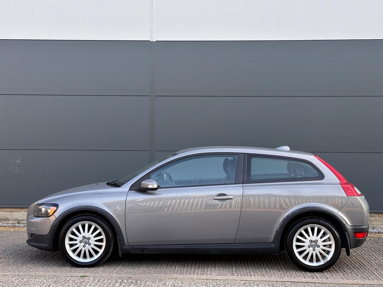 Used Volvo C30 2008 for sale - 76485828: Photo 9