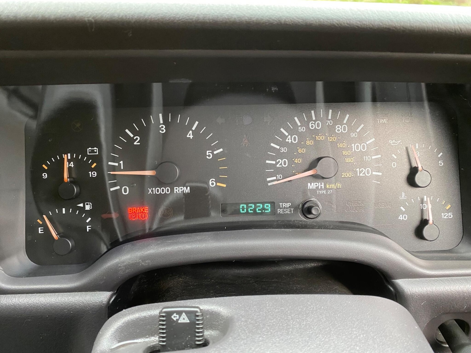 Used Jeep Cherokee 2001 for sale - 78034308: Photo 25