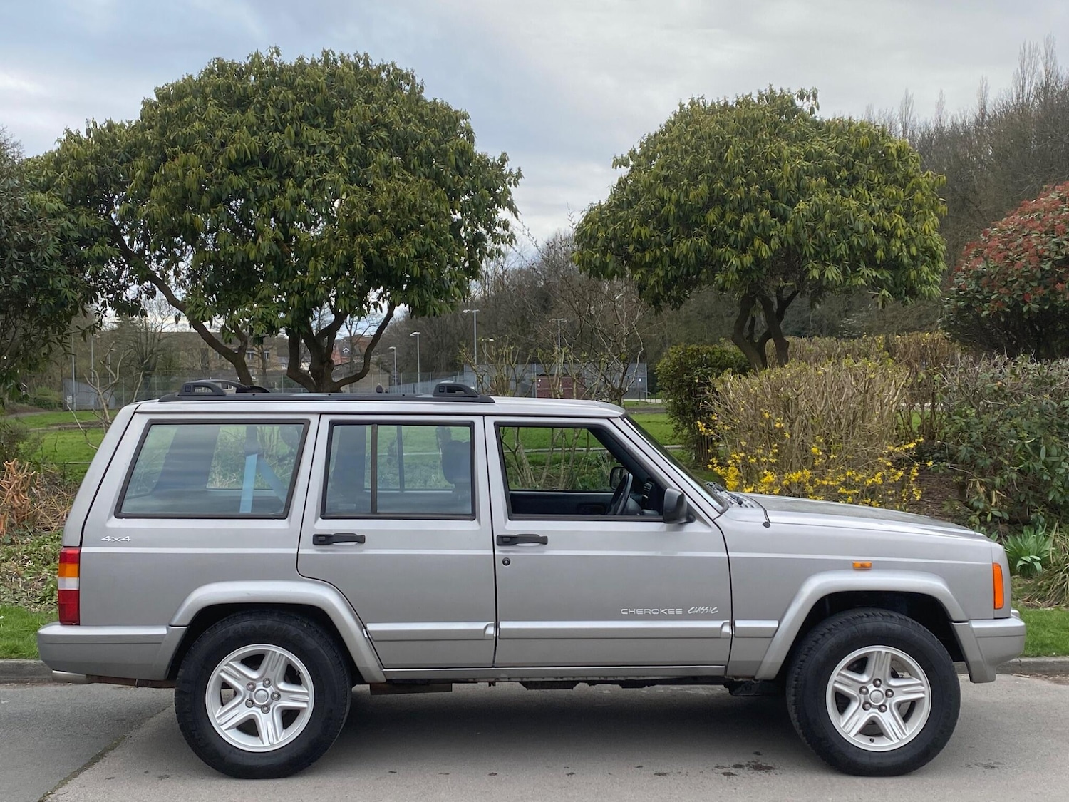Used Jeep Cherokee 2001 for sale - 78034308: Photo 6