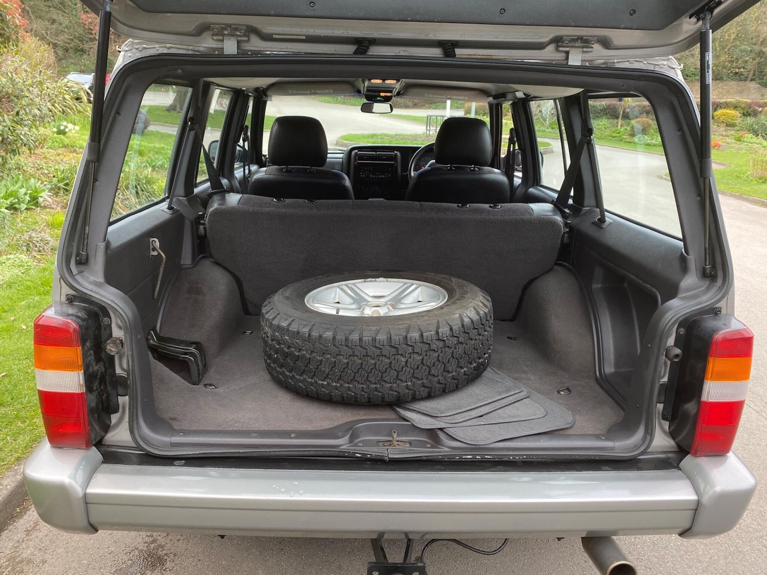 Used Jeep Cherokee 2001 for sale - 78034308: Photo 9