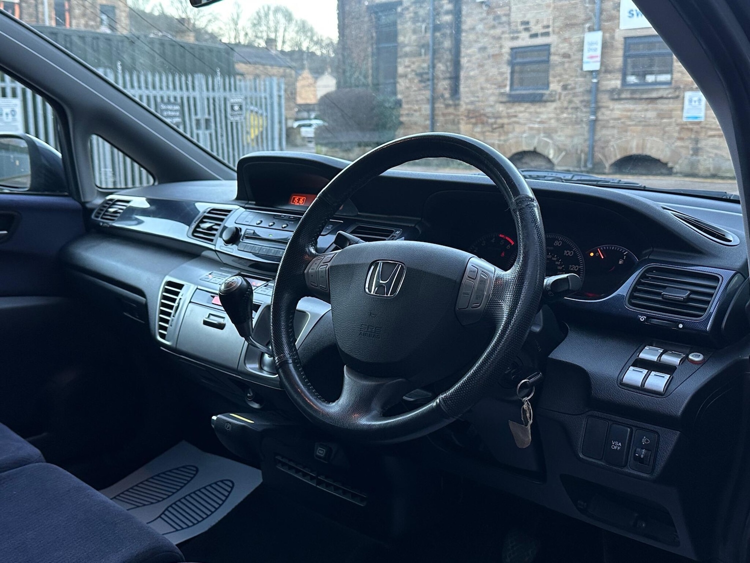 Used Honda FR-V for sale - 77017012: Photo 13