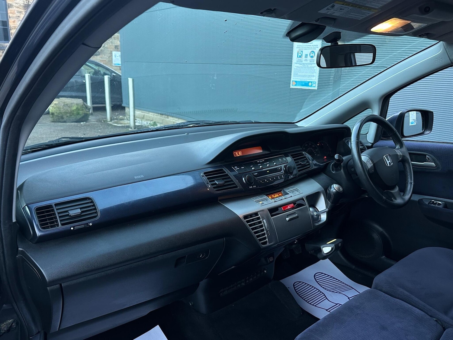 Used Honda FR-V for sale - 77017012: Photo 16