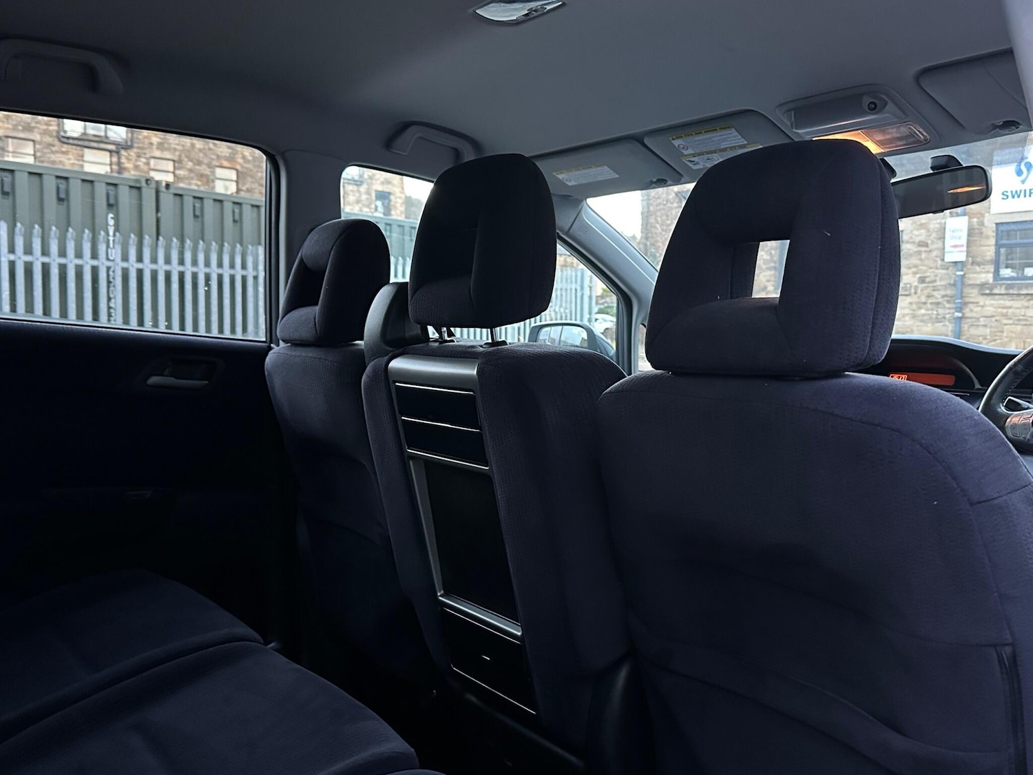 Used Honda FR-V for sale - 77017012: Photo 23