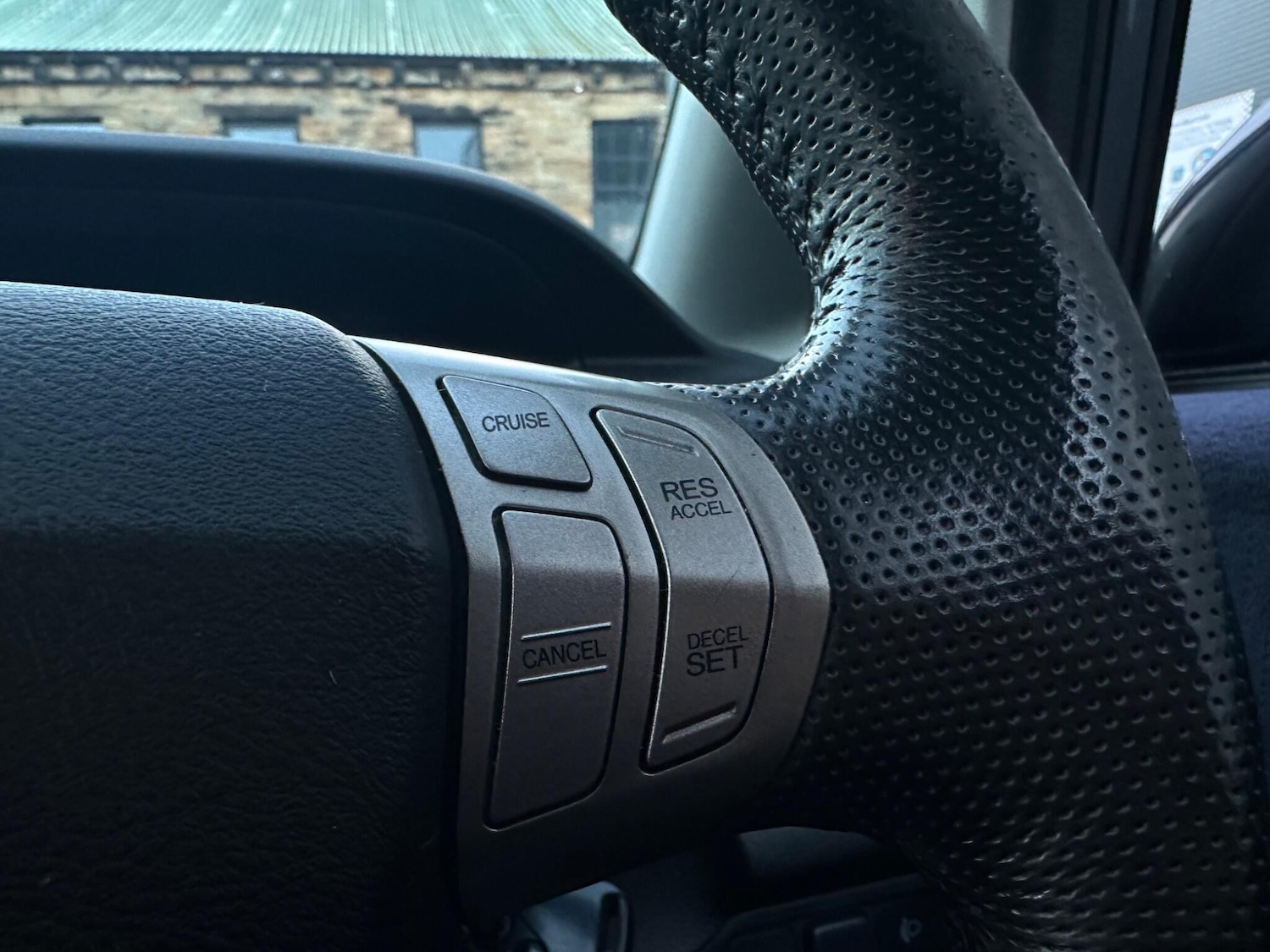 Used Honda FR-V for sale - 77017012: Photo 26