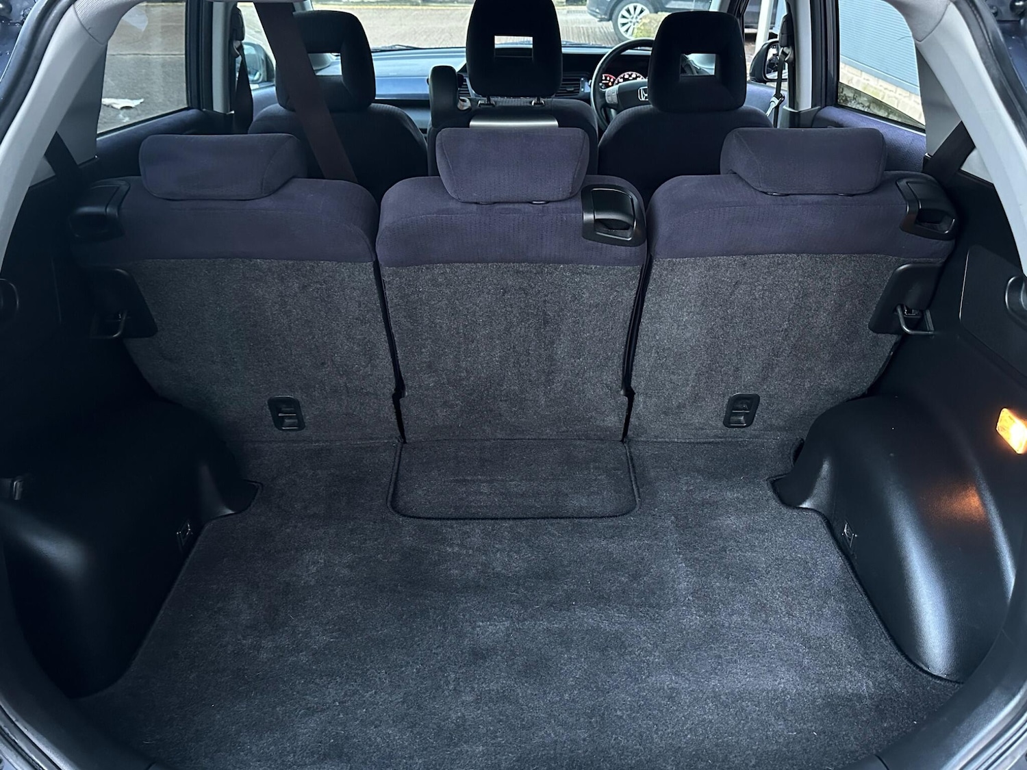 Used Honda FR-V for sale - 77017012: Photo 34