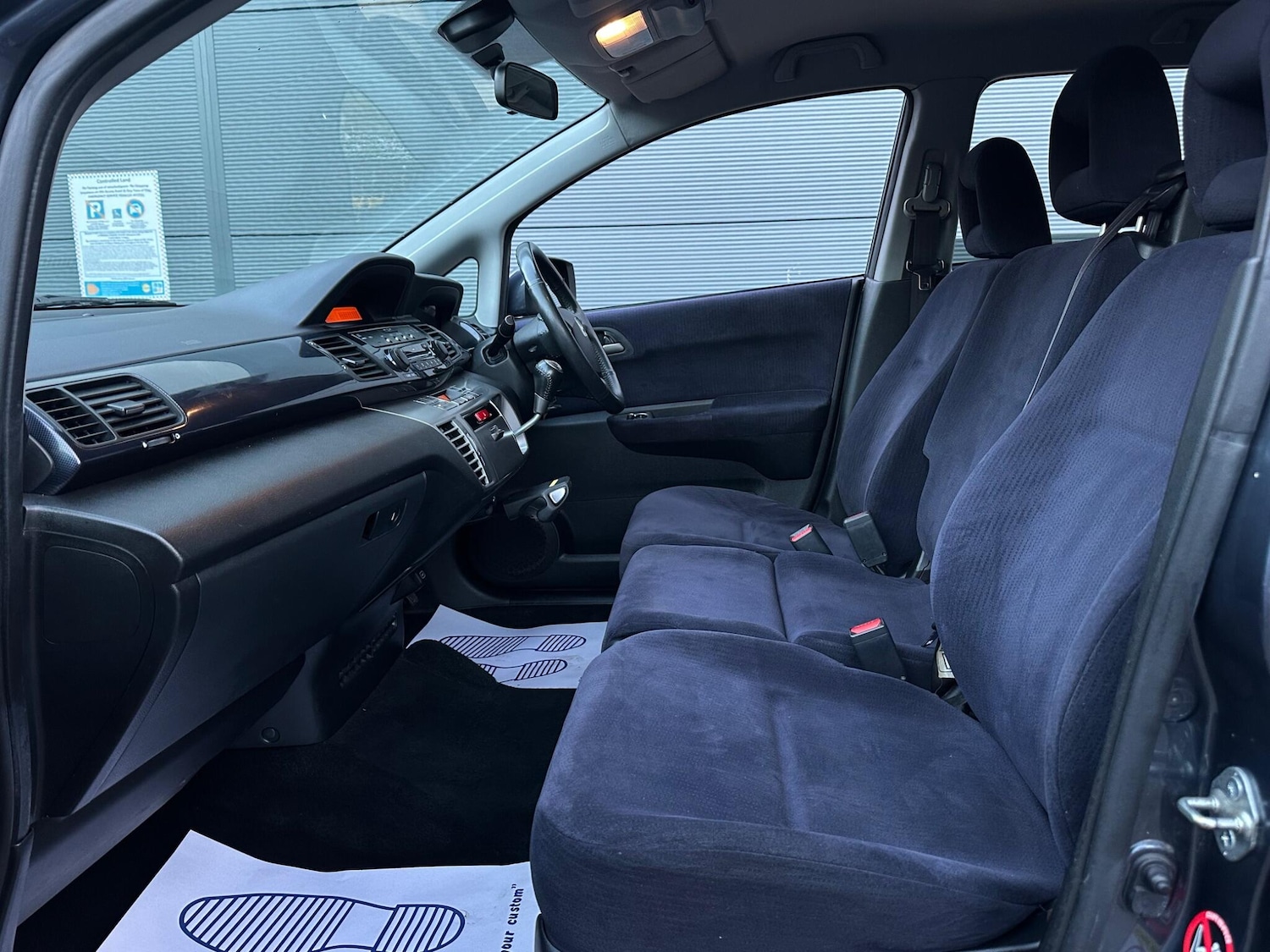 Used Honda FR-V for sale - 77017012: Photo 35