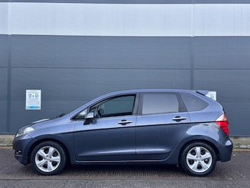 Used Honda FR-V 2009 for sale - 77017012: Photo