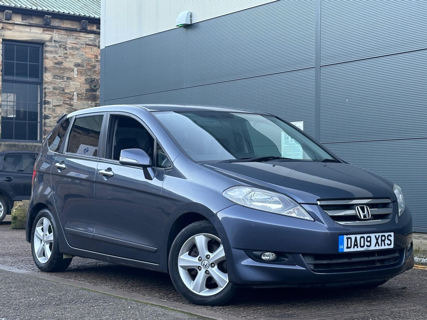 Used Honda FR-V for sale - 77017012: Photo 6