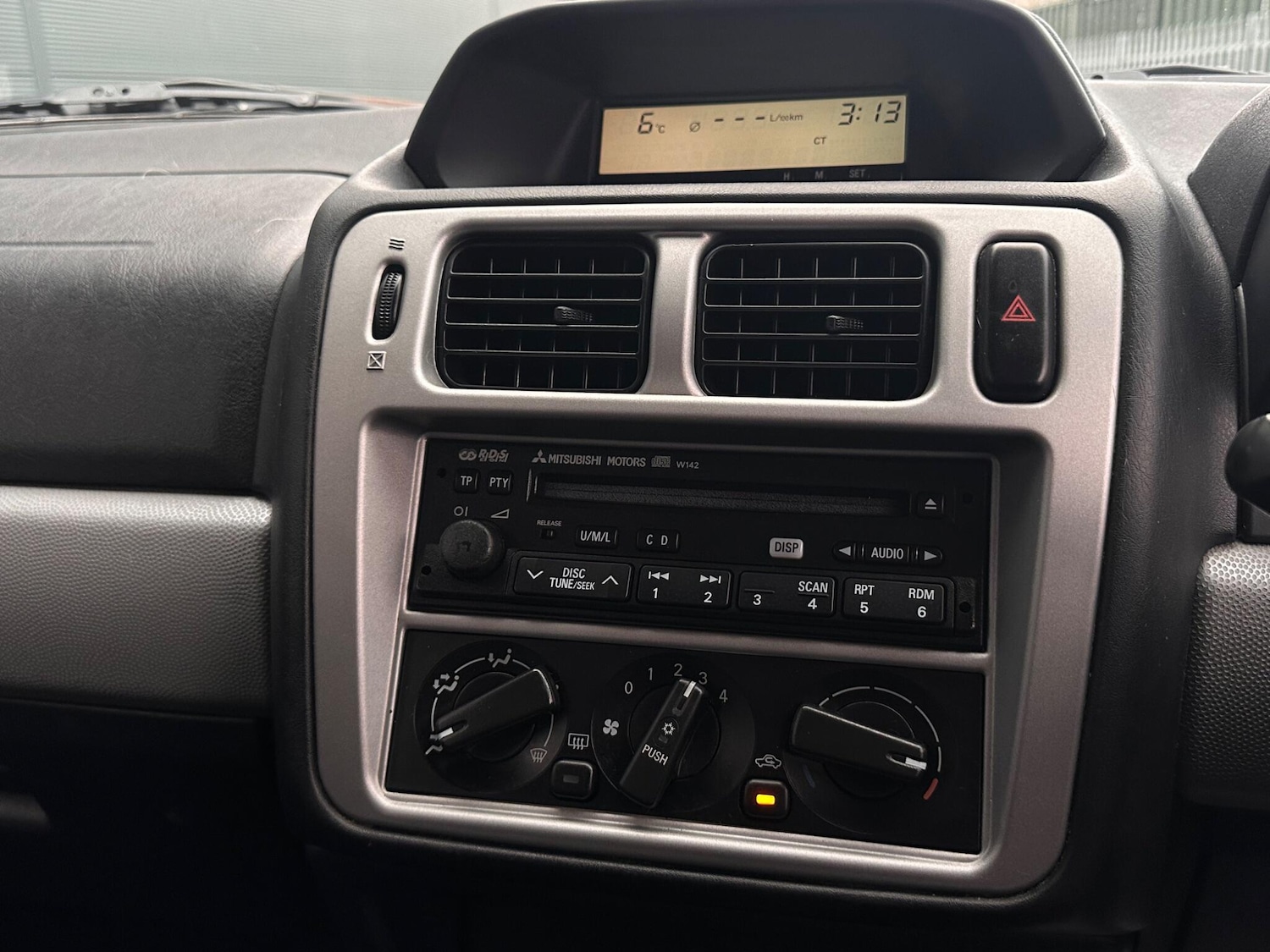 Used Mitsubishi Shogun 2005 for sale - 77066354: Photo 30