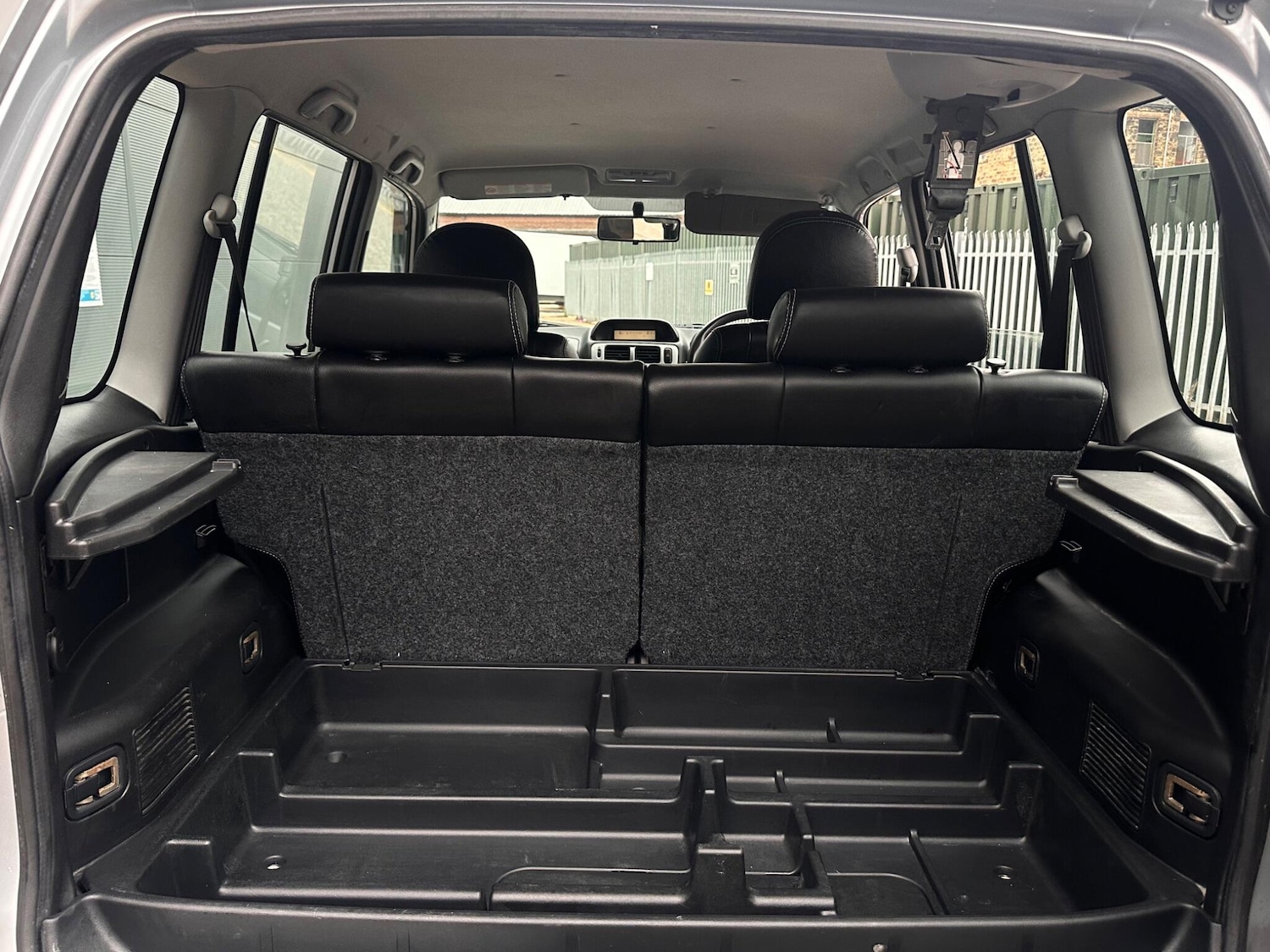 Used Mitsubishi Shogun 2005 for sale - 77066354: Photo 31