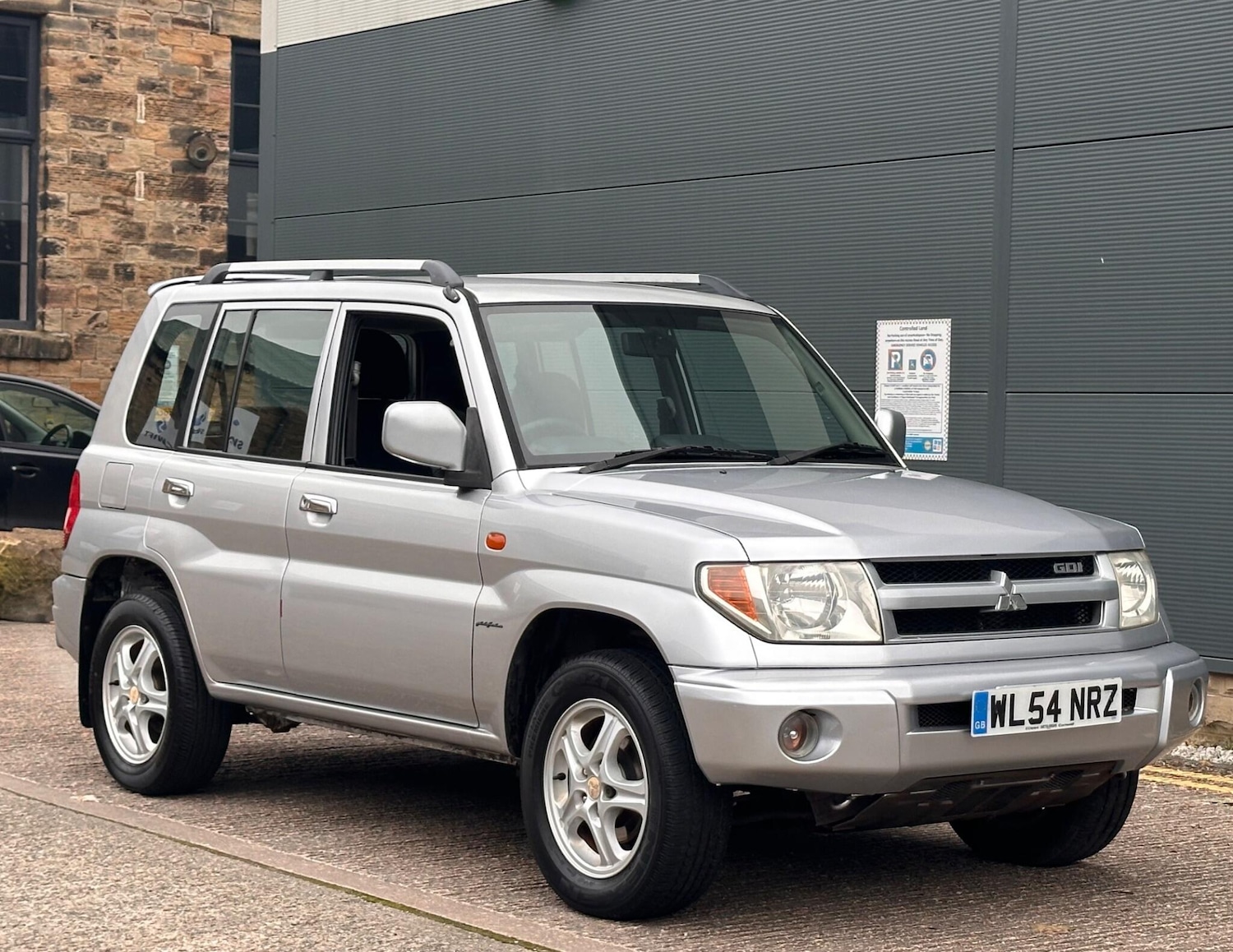 Used Mitsubishi Shogun 2005 for sale - 77066354: Photo 6