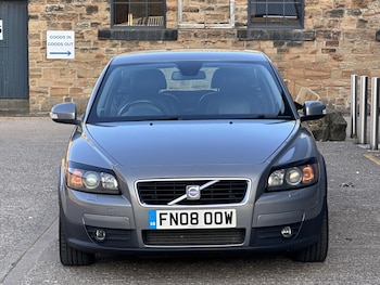 Used Volvo C30 2008 for sale - 76850528: Photo