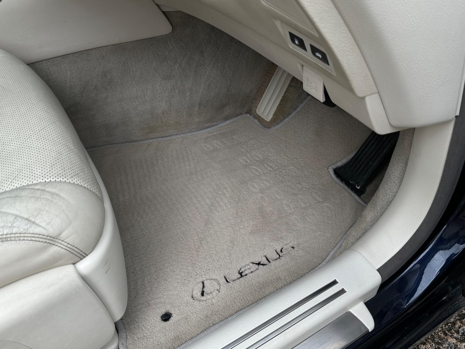 Used Lexus LS 2007 for sale - 76484779: Photo 44