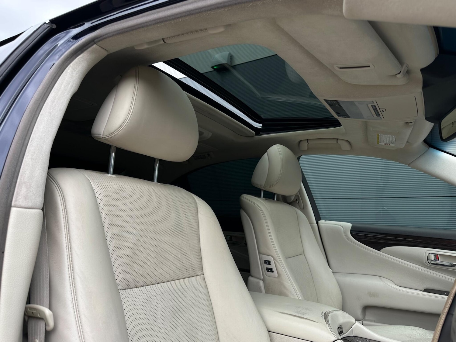 Used Lexus LS 2007 for sale - 76484779: Photo 46