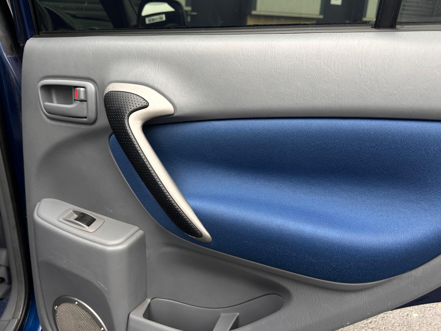 Used Toyota RAV4 2001 for sale - 76926904: Photo 21