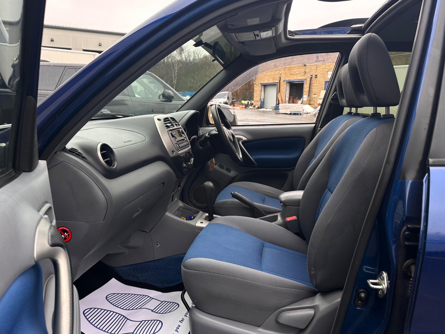 Used Toyota RAV4 2001 for sale - 76926904: Photo 27