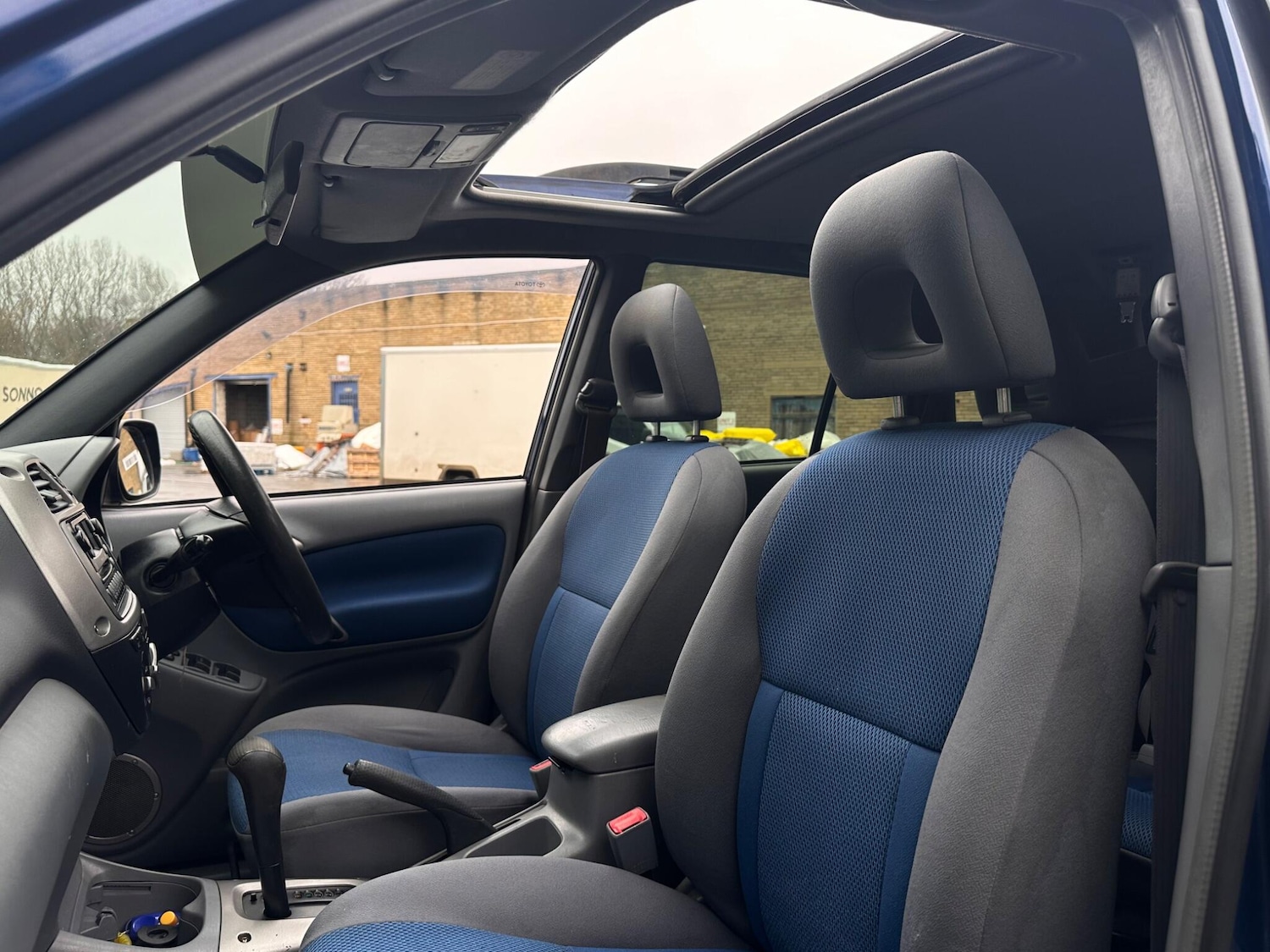 Used Toyota RAV4 2001 for sale - 76926904: Photo 33