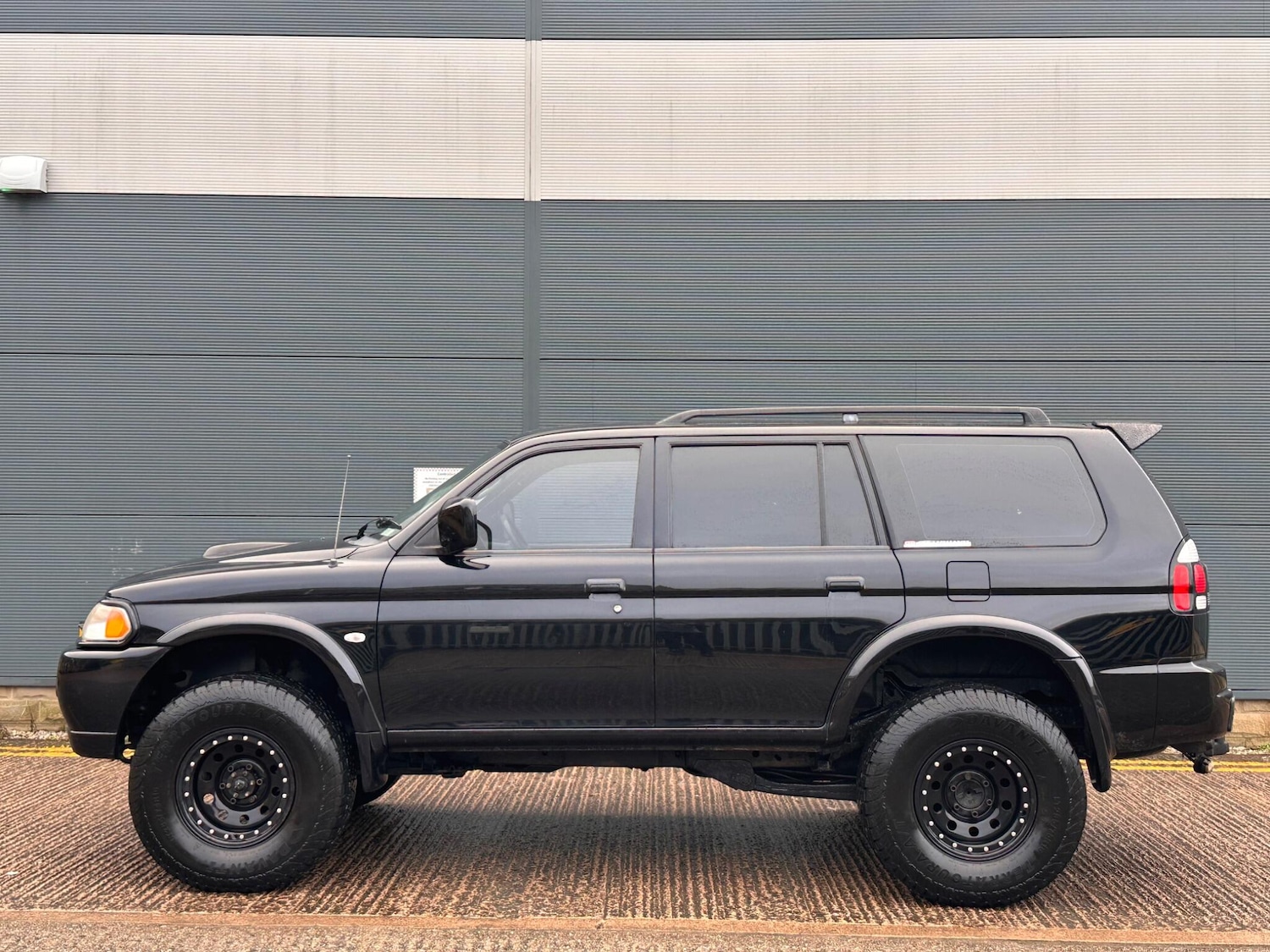 Used Mitsubishi Shogun Sport 2005 for sale - 77253830: Photo 12