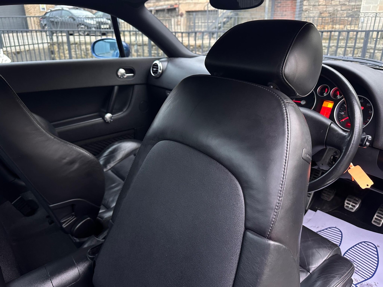 Used Audi TT 2002 for sale - 76714287: Photo 24