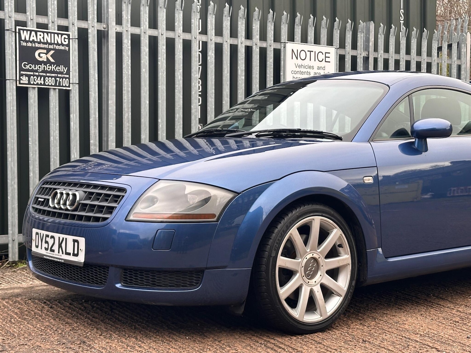 Used Audi TT 2002 for sale - 76714287: Photo 3